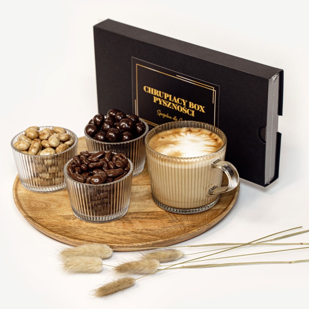 Zestaw prezentowy bombonierka - bakalie w czekoladzie